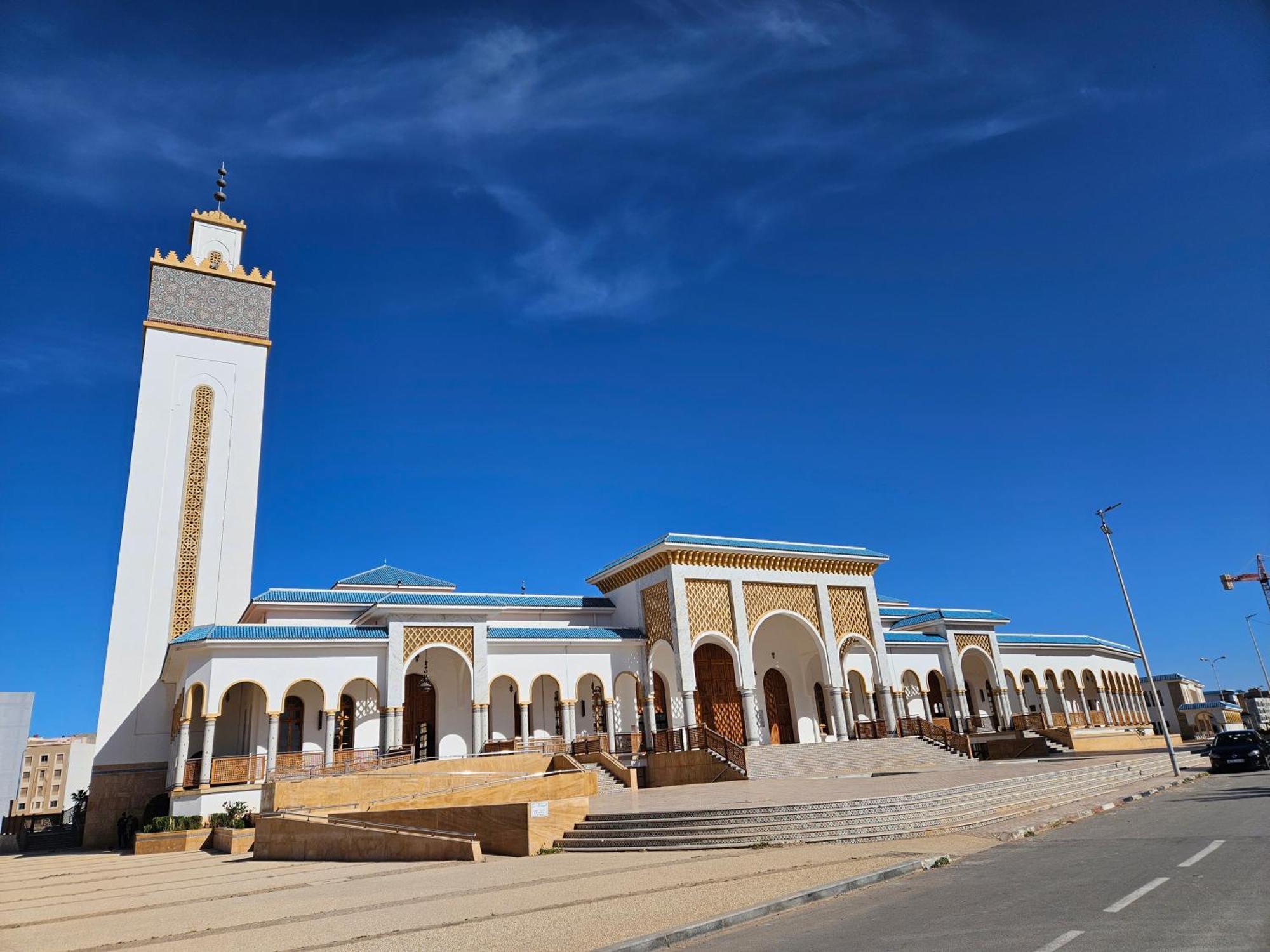 Appart Moderne Nador Al Jadid Pres De La Corniche Екстериор снимка